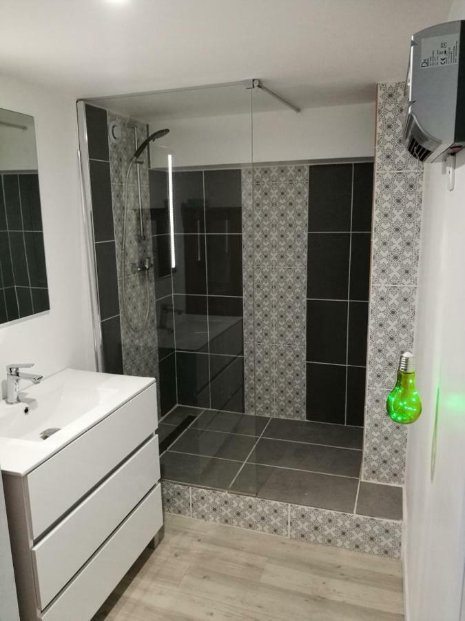 Maison au Calme Climatisée avec spa de mai à fin octobre Vila Royan Exterior foto